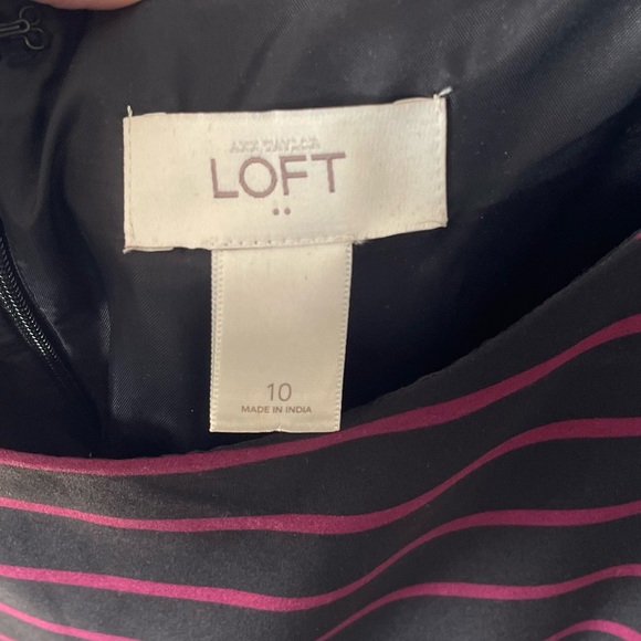 Loft Dress - Picture 3 of 4